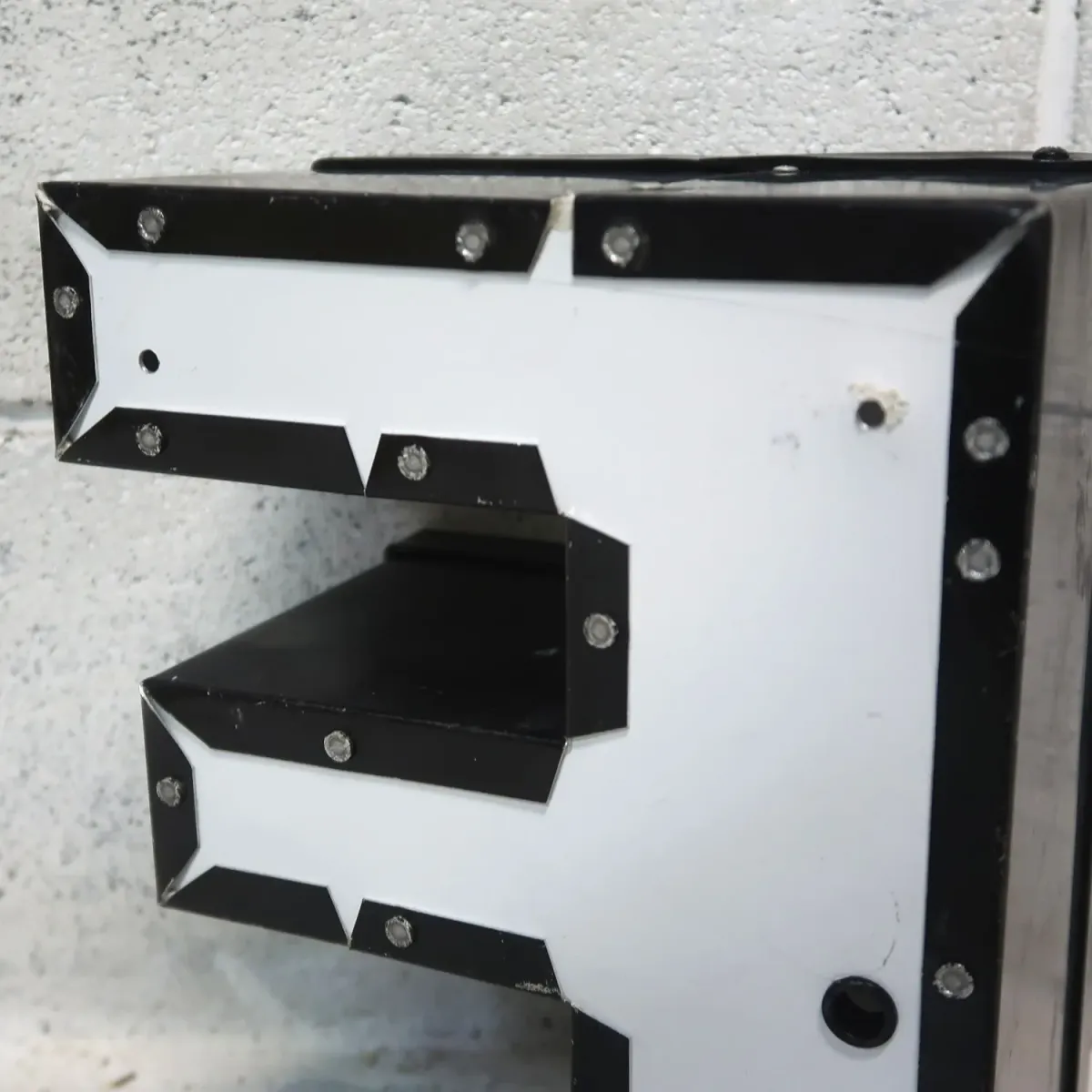 ビンテージ レターサイン F