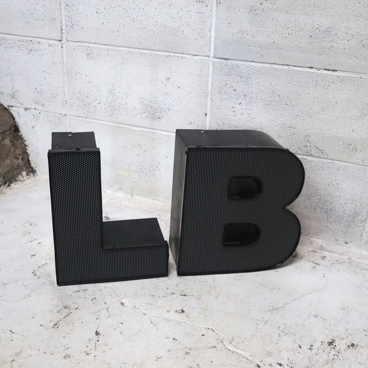 ビンテージ レターサイン B