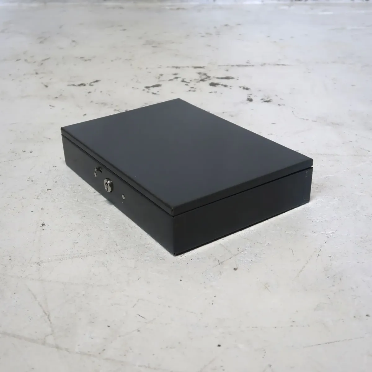 メタルボックス キャッシャー