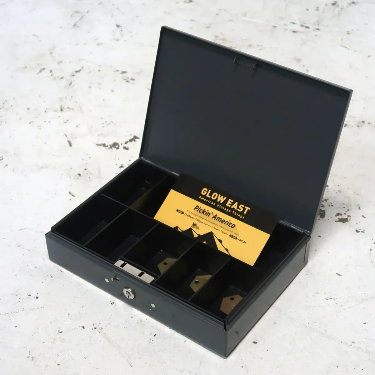 メタルボックス キャッシャー