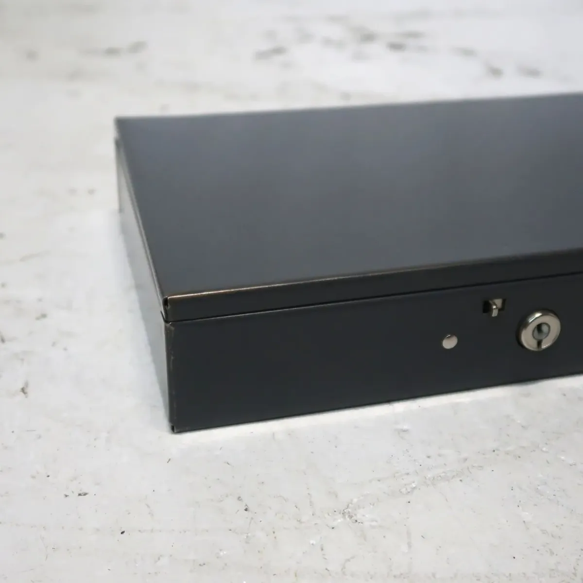 メタルボックス キャッシャー