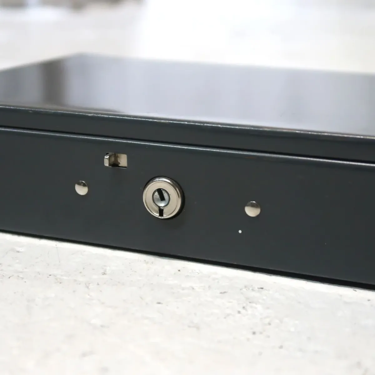 メタルボックス キャッシャー