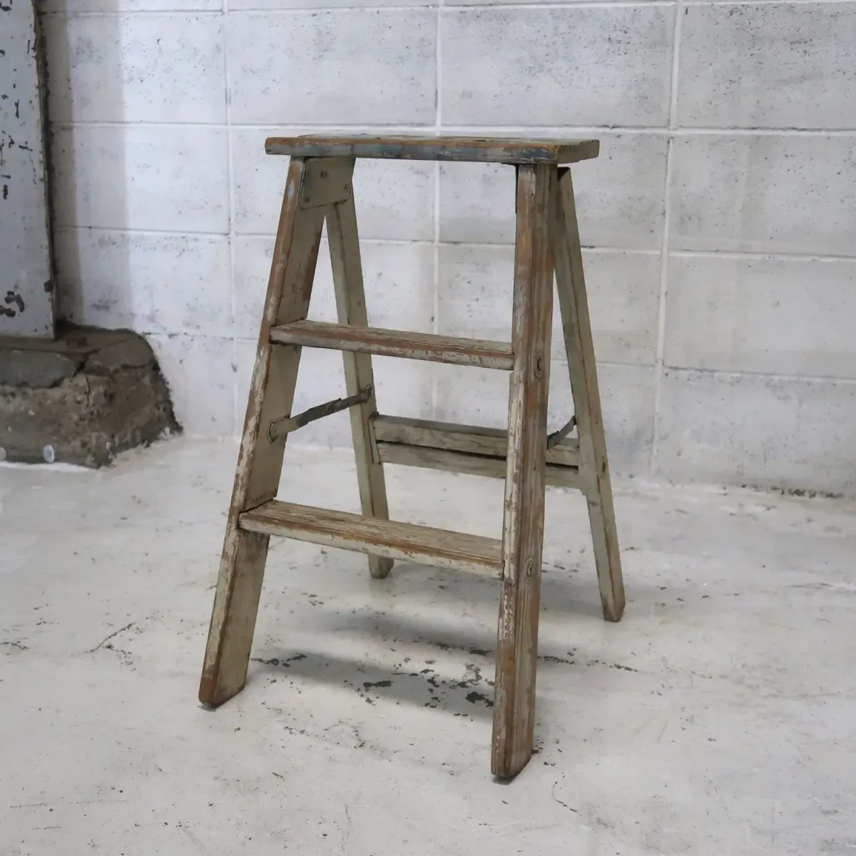 ビンテージ ウッドステップラダー