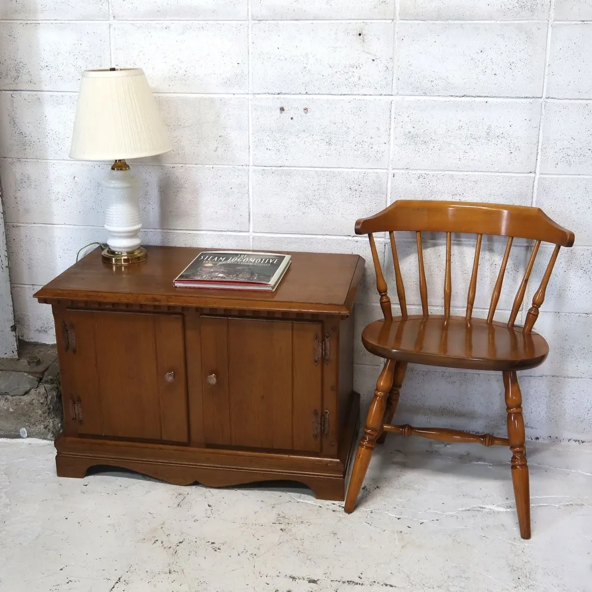 ビンテージ ウッドキャビネット