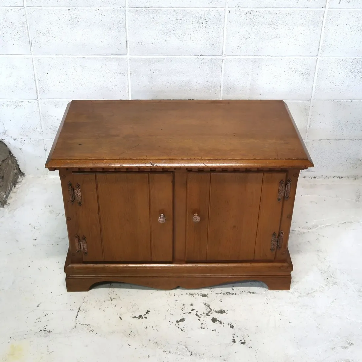 ビンテージ ウッドキャビネット