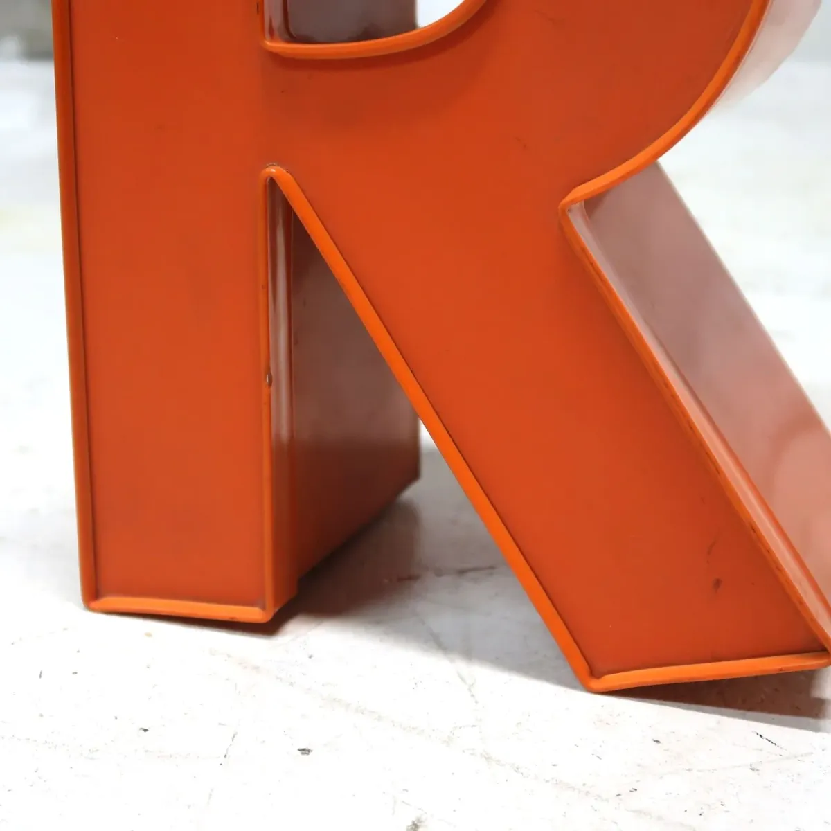 ビンテージ レターサイン R