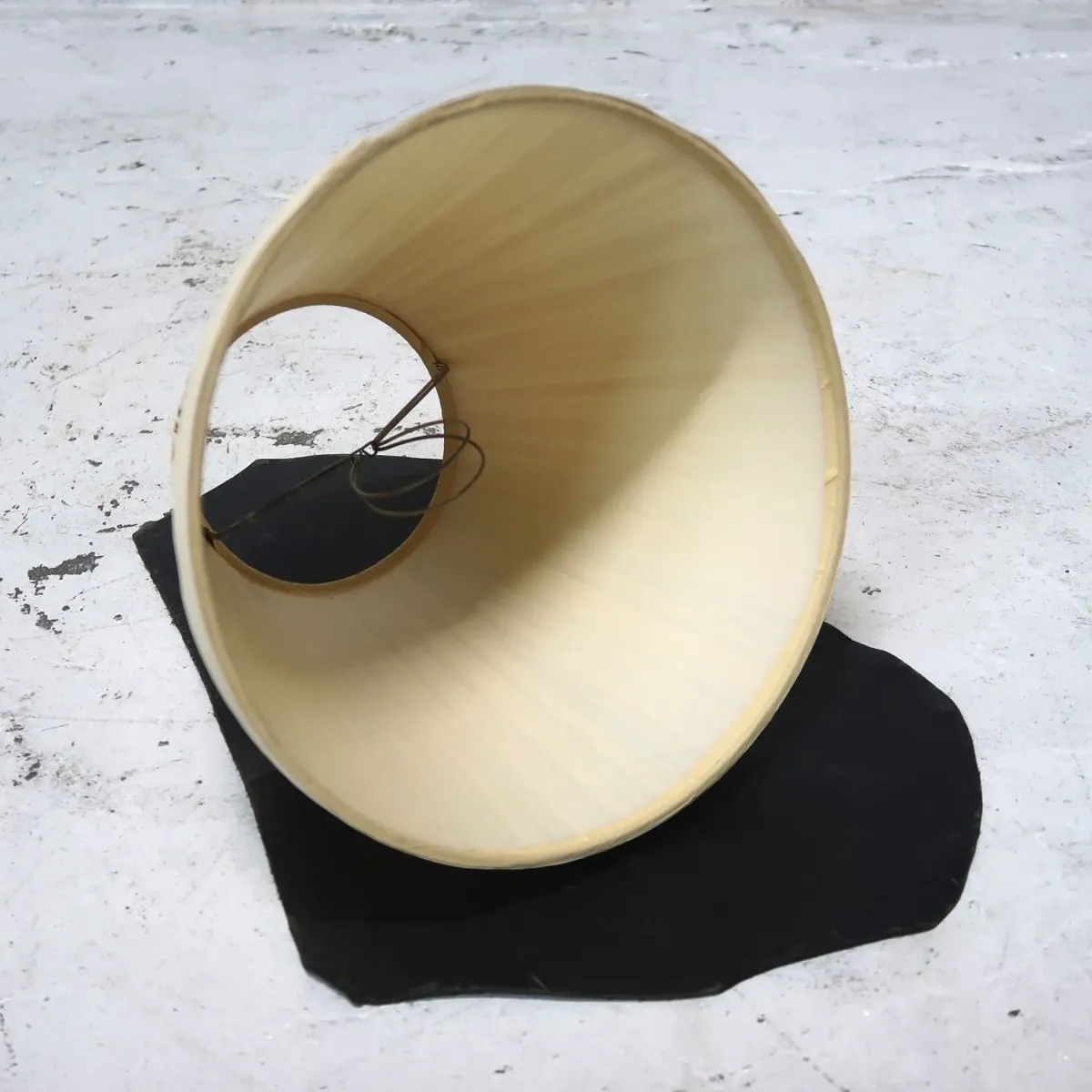 アンティーク ミルクガラス ホブネイルランプ