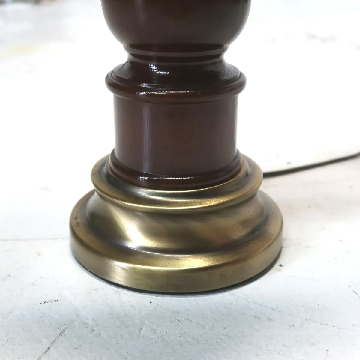 アンティーク モダンデザイン テーブルランプ