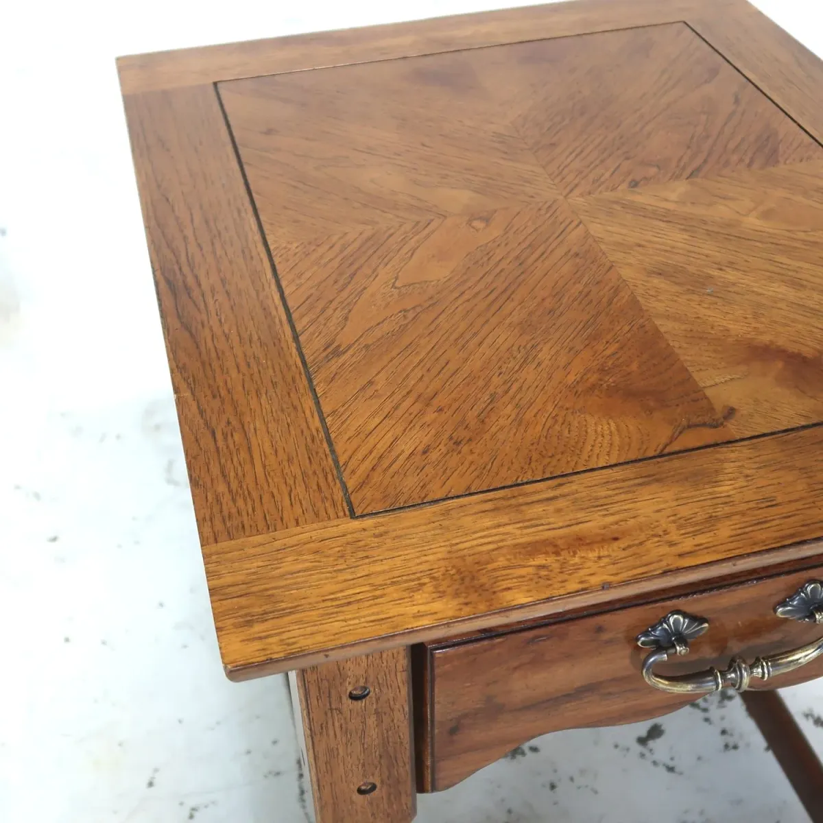 Thomasville アンティーク サイドテーブル