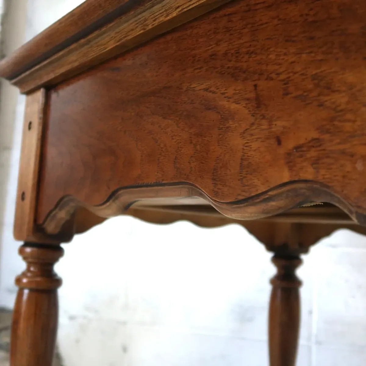 Thomasville アンティーク サイドテーブル