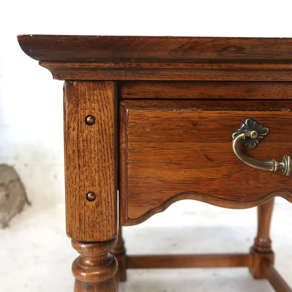 Thomasville アンティーク サイドテーブル