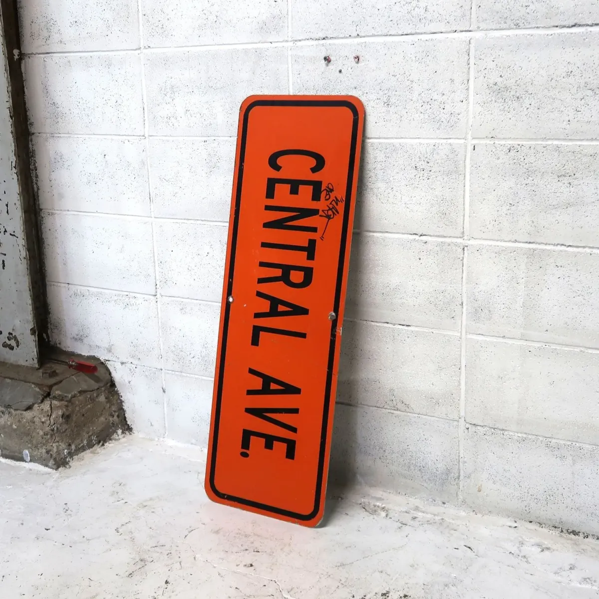 CENTRAL AVE. ストリートサイン