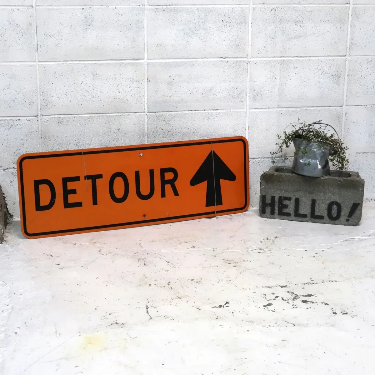 DETOUR ビンテージ ロードサイン