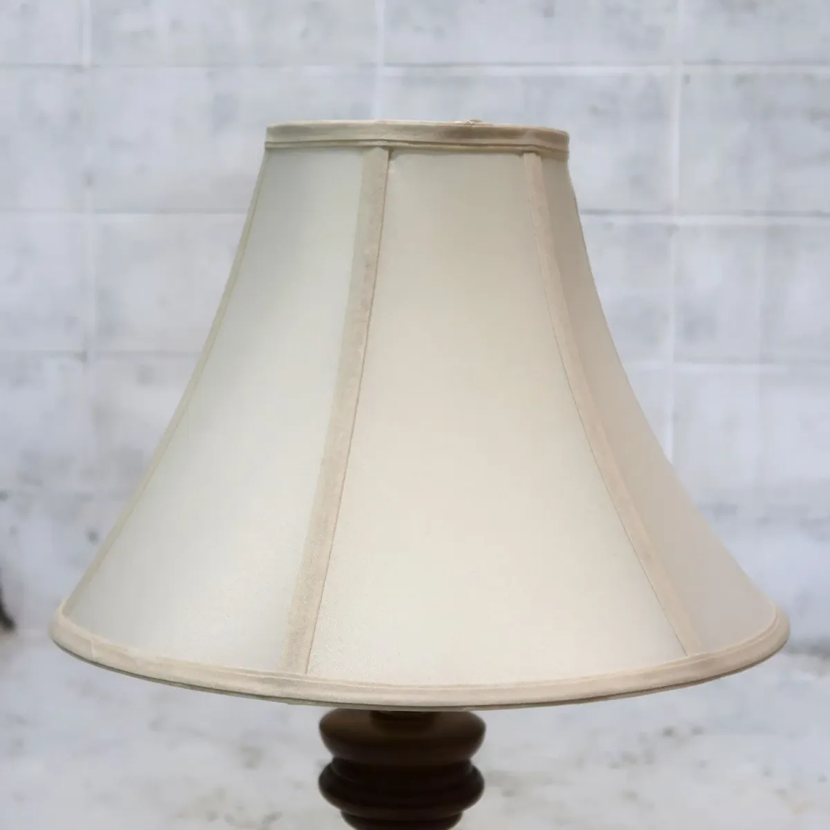 アンティーク モダンデザイン テーブルランプ