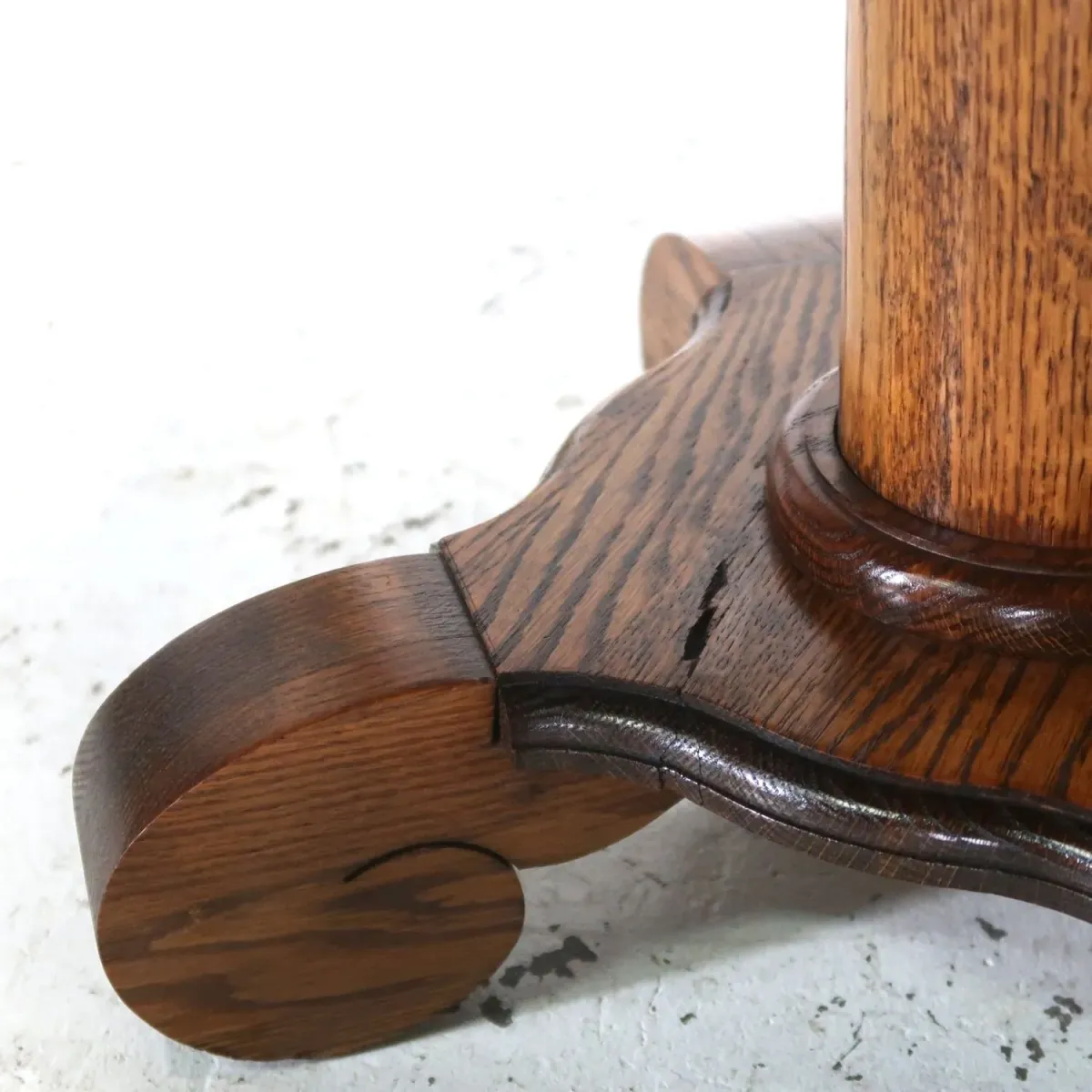 アンティーク ラウンドサイドテーブル