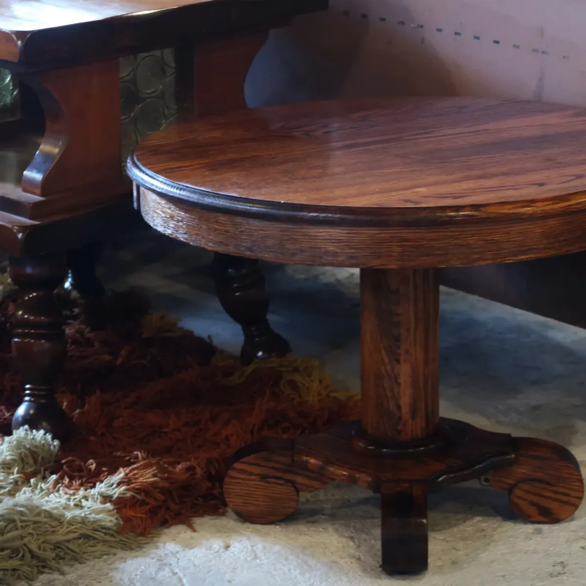 アンティーク ラウンドサイドテーブル