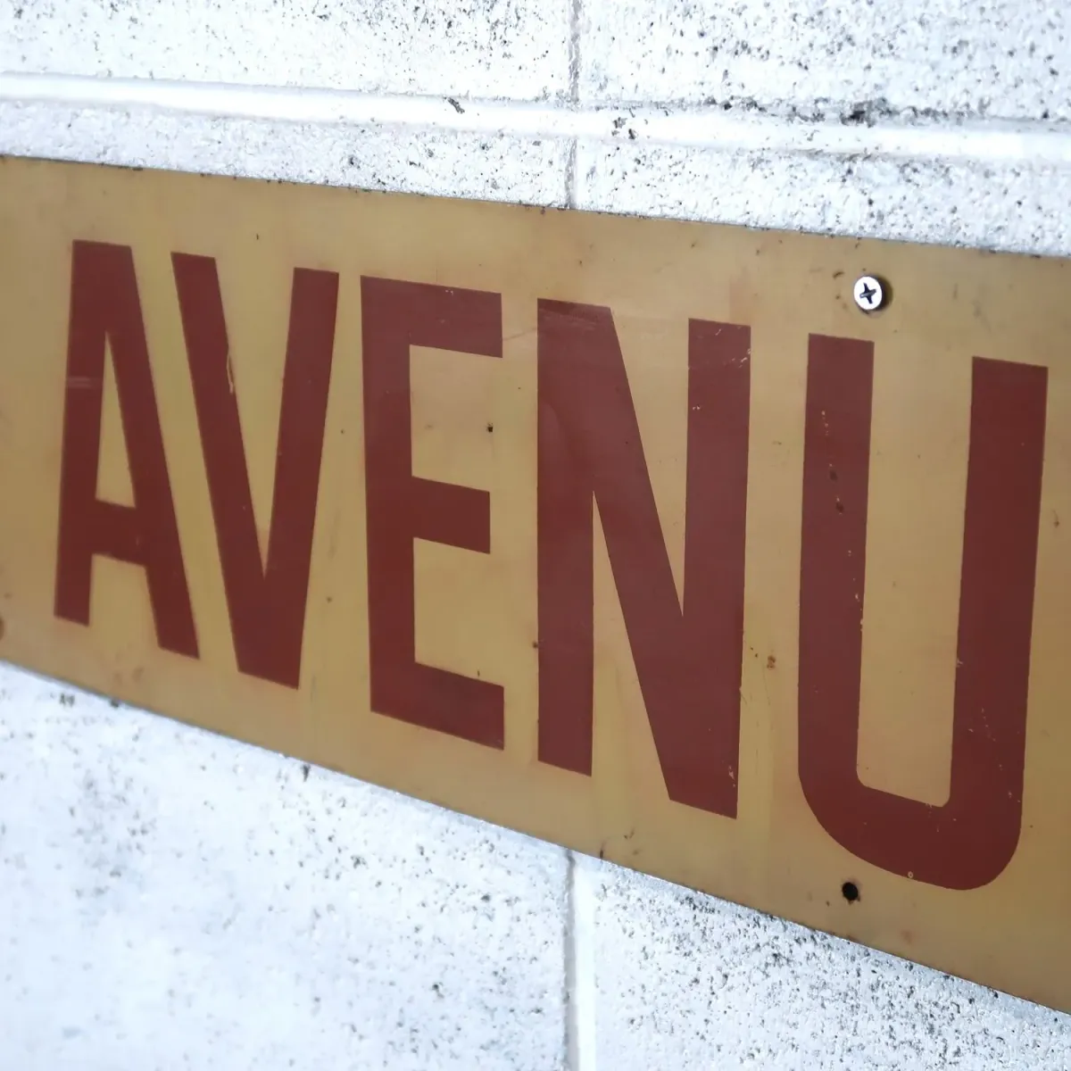 AVENUE D ビンテージ ストリートサイン