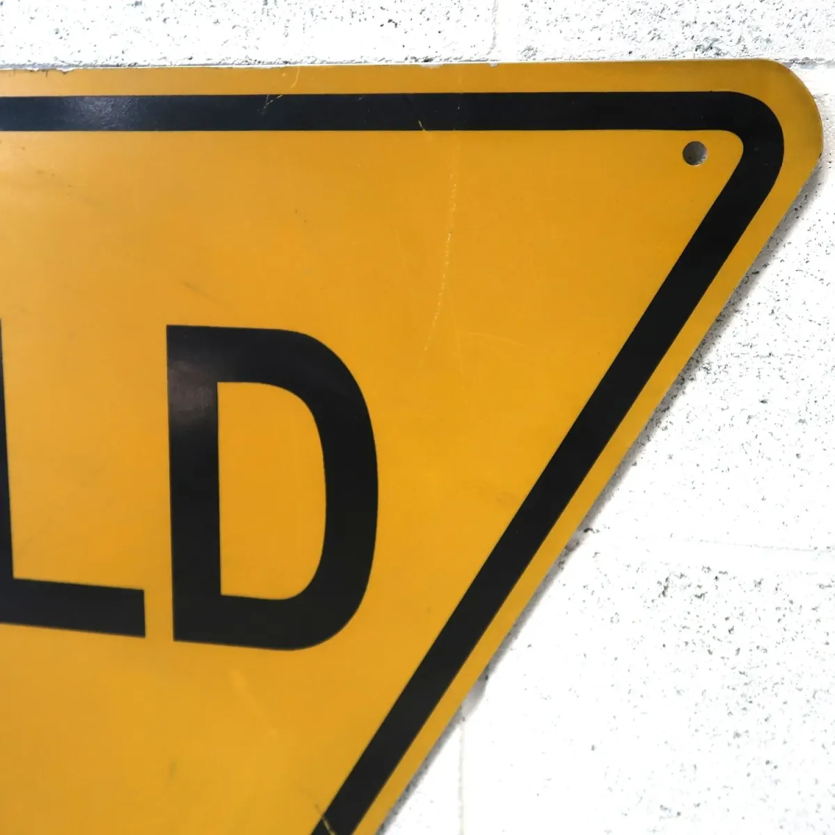 YIELD ビンテージ ロードサイン