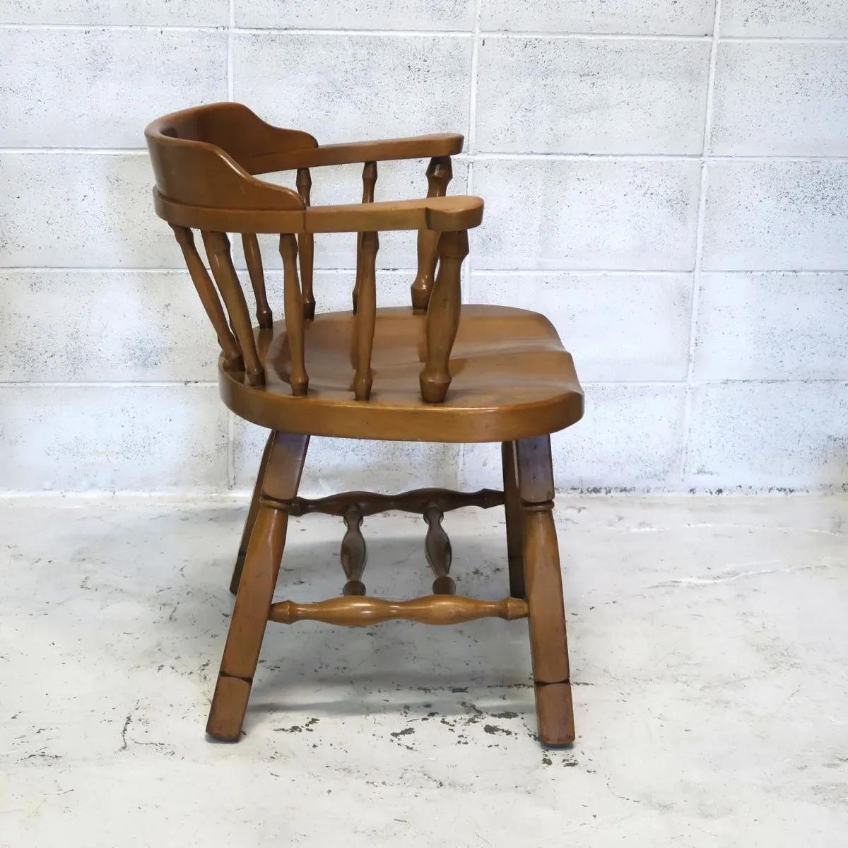 アンティーク ウッド キャプテンチェア