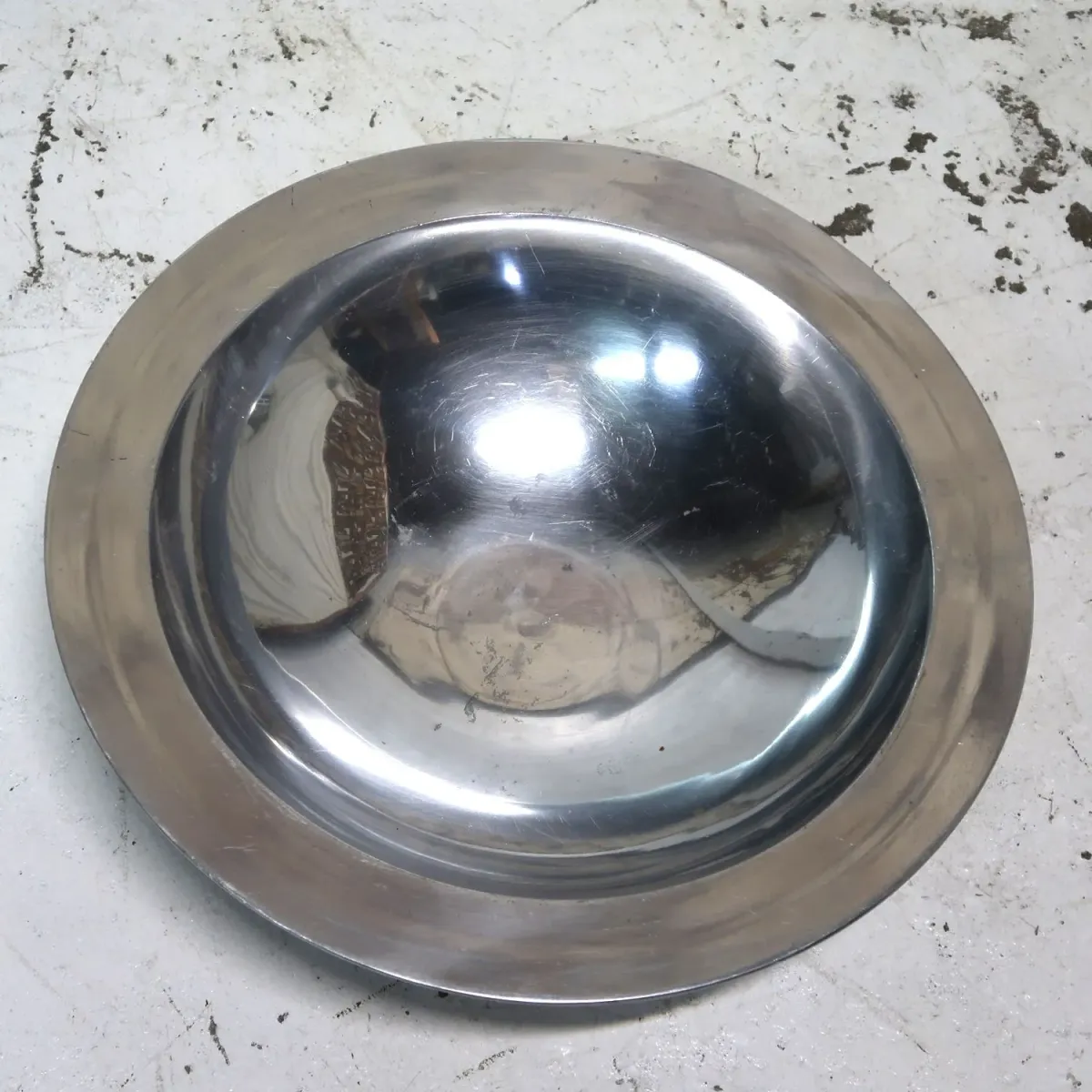 ビンテージ メタル ボウル