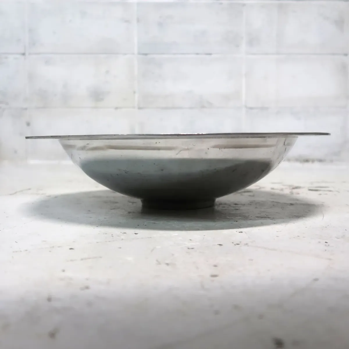 ビンテージ メタル ボウル