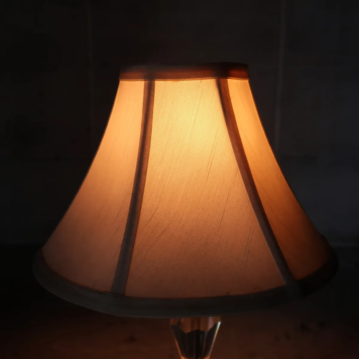 アンティーク ガラスベース テーブルランプ