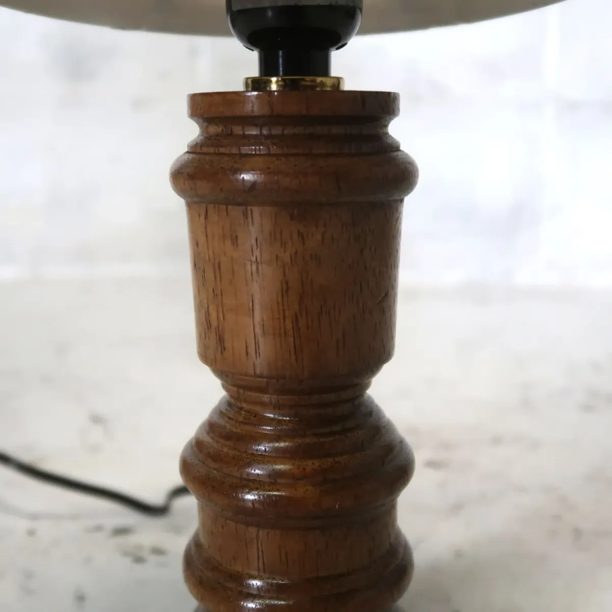 アンティーク モダンデザイン テーブルランプ