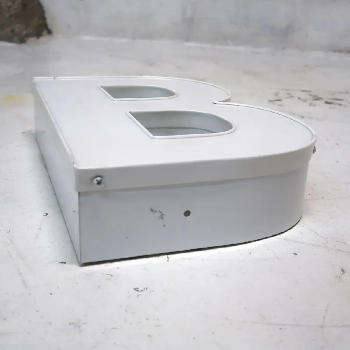 ビンテージ レターサイン B