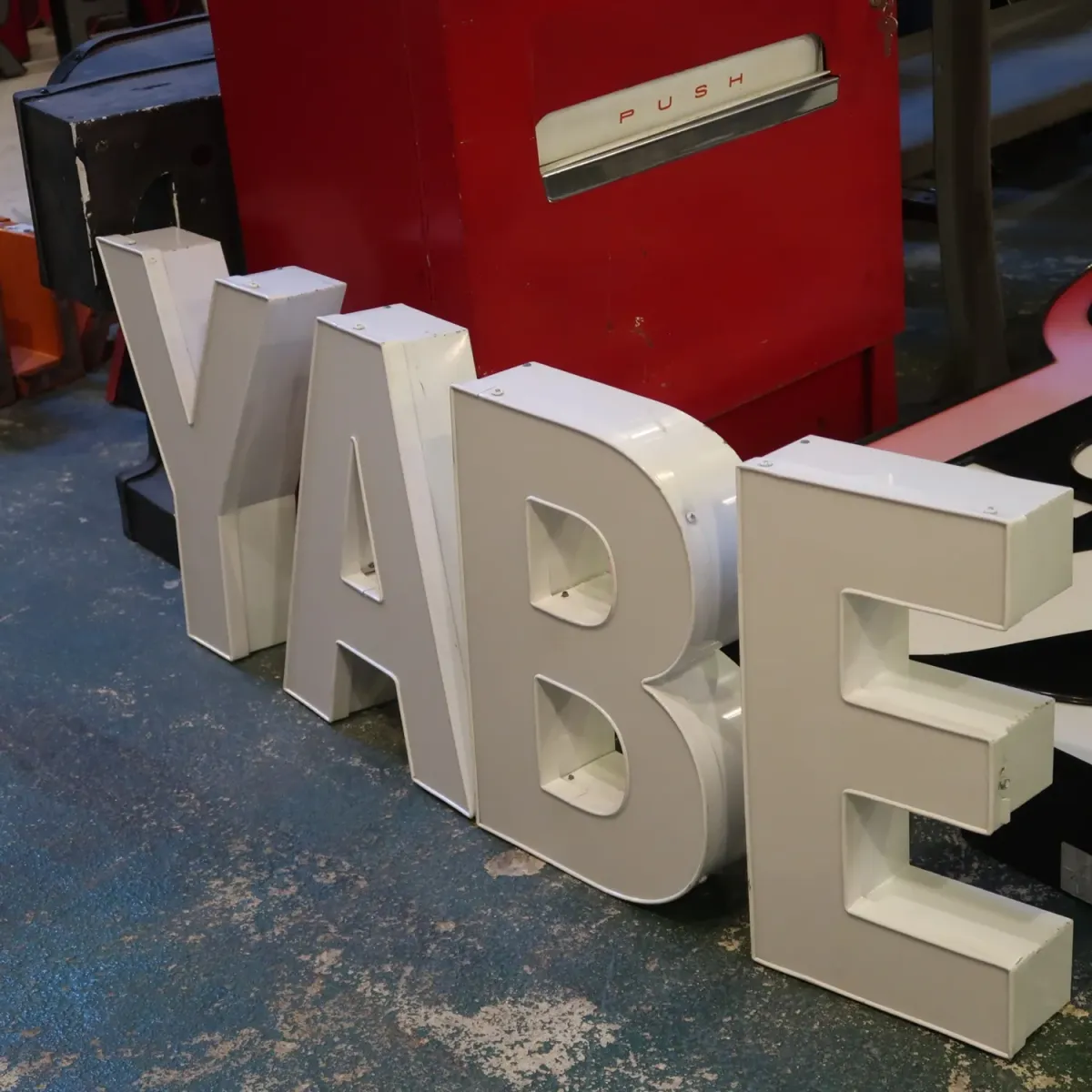 ビンテージ レターサイン A