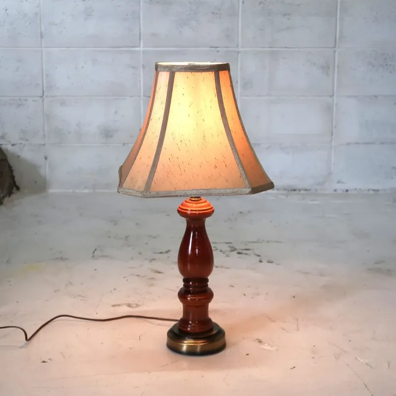 アンティーク モダンデザイン テーブルランプ