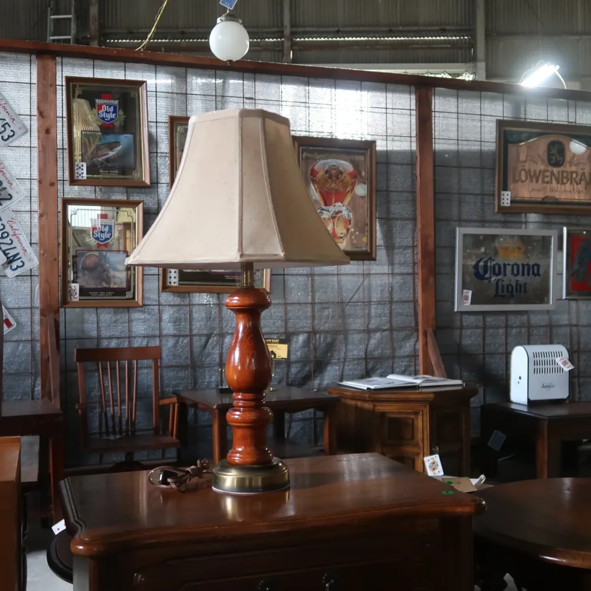 アンティーク モダンデザイン テーブルランプ