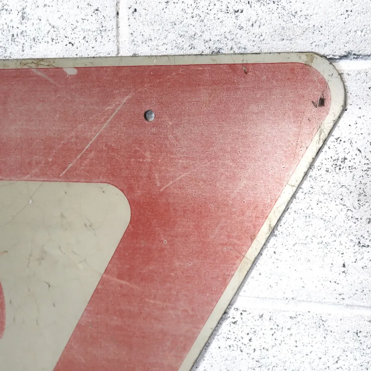 YIELD ビンテージ ロードサイン