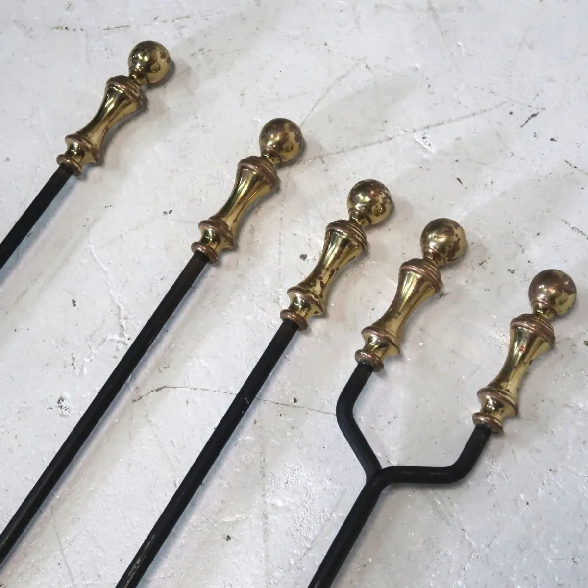 THE ADAMS CO. ビンテージ メタル ファイヤーツールセット