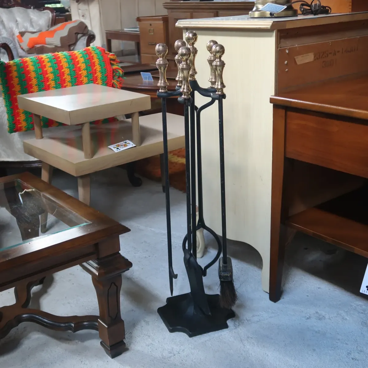 THE ADAMS CO. ビンテージ メタル ファイヤーツールセット