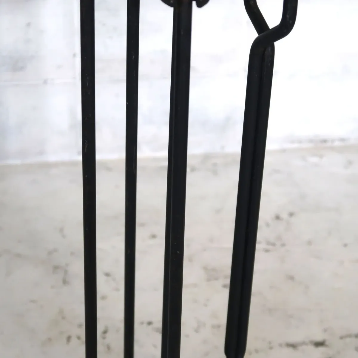 THE ADAMS CO. ビンテージ メタル ファイヤーツールセット