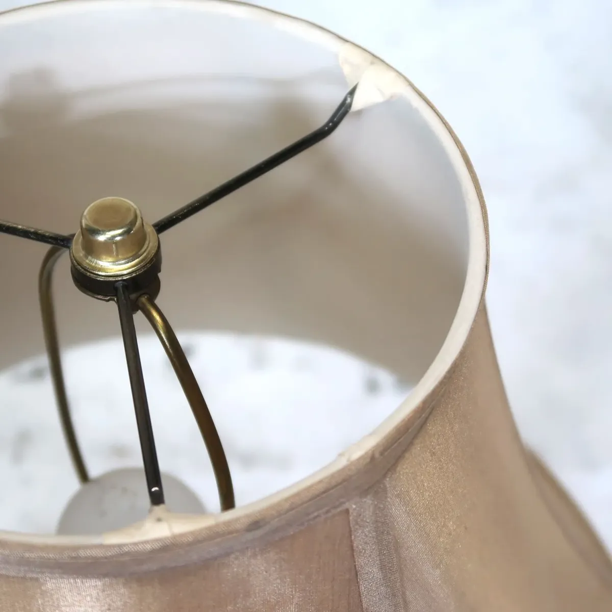 アンティーク モダンデザイン テーブルランプ