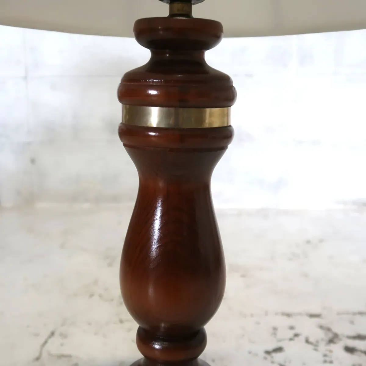 アンティーク モダンデザイン テーブルランプ