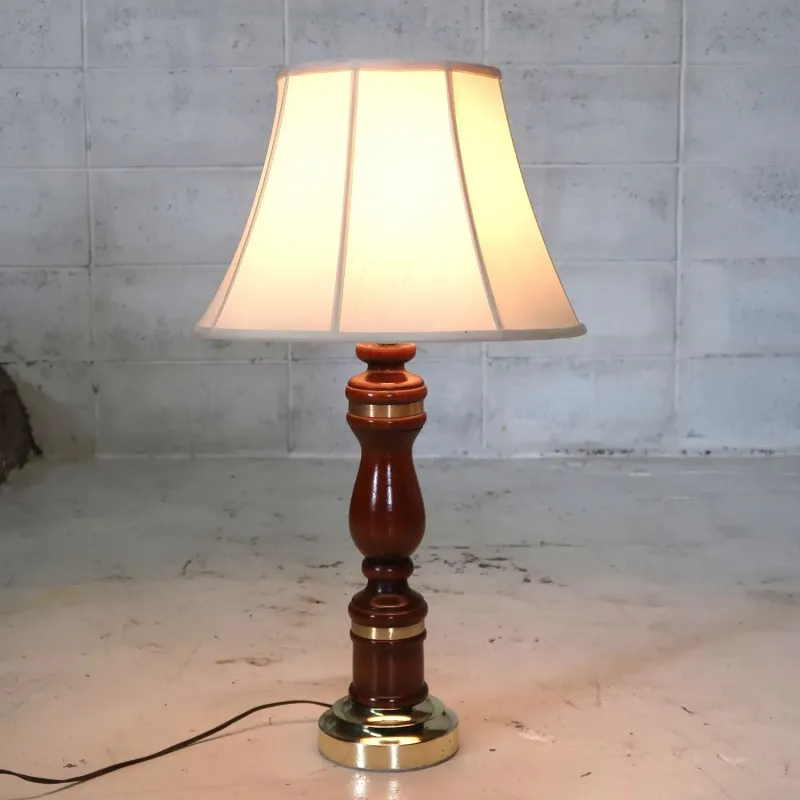 アンティーク モダンデザイン テーブルランプ