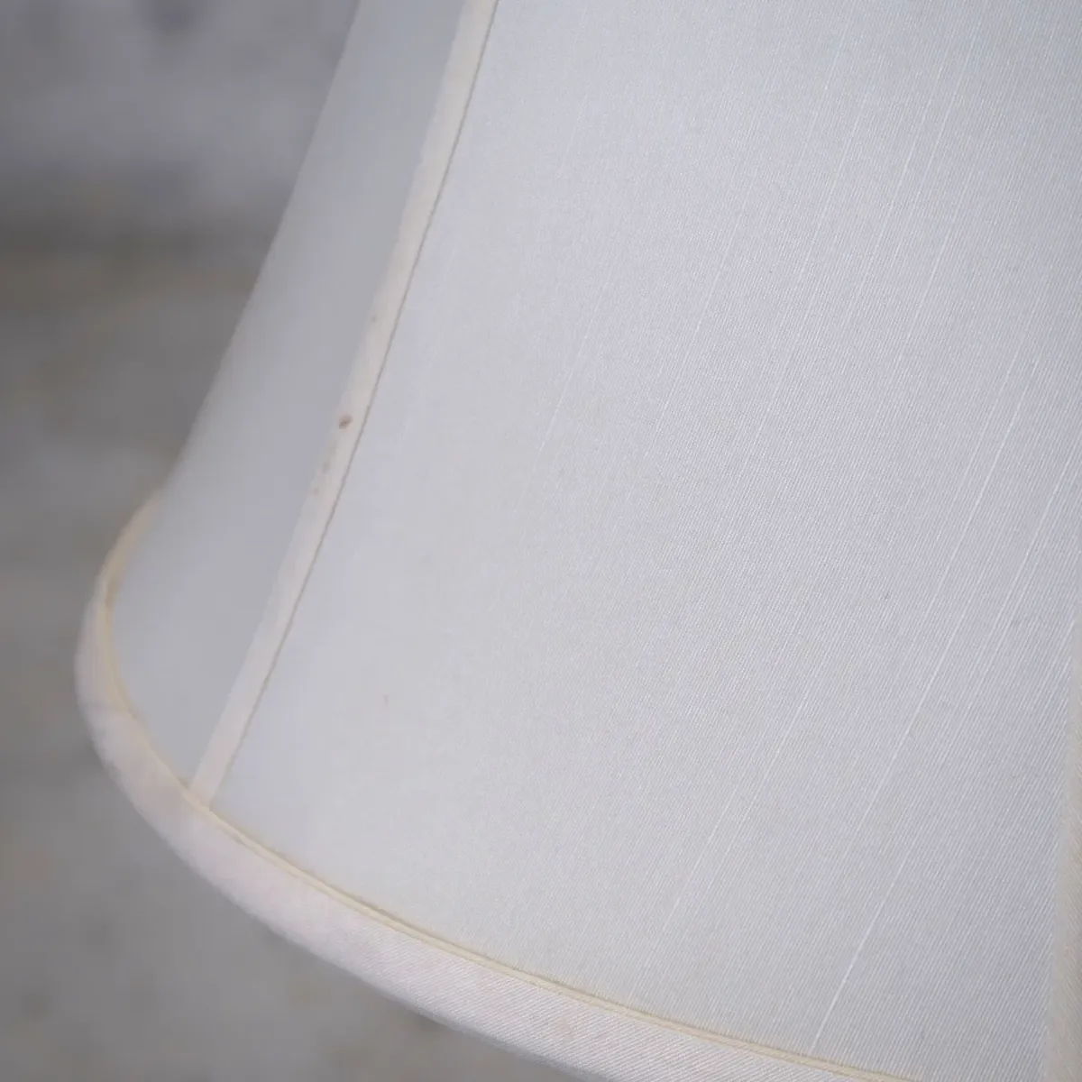 アンティーク モダンデザイン テーブルランプ