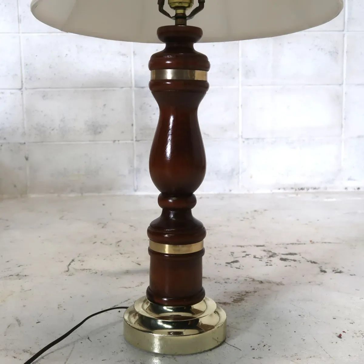 アンティーク モダンデザイン テーブルランプ