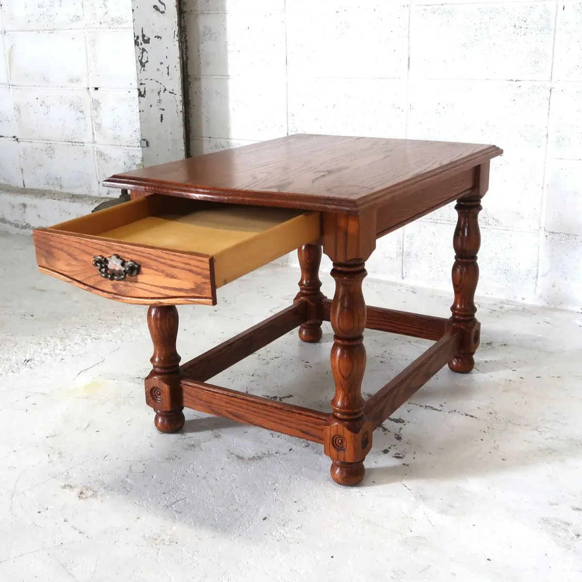 アンティーク サイドテーブル