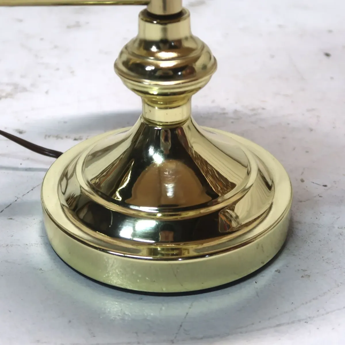 ゴールドメタル テーブルランプ