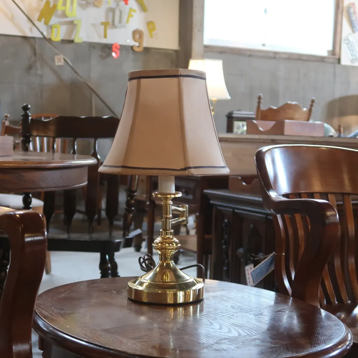 ゴールドメタル テーブルランプ