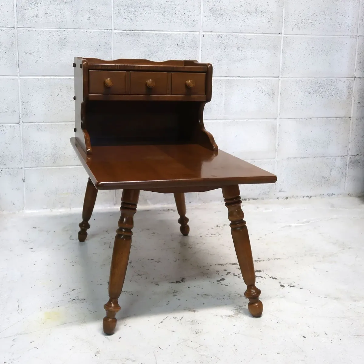 Baumritter アンティーク ステップエンドテーブル