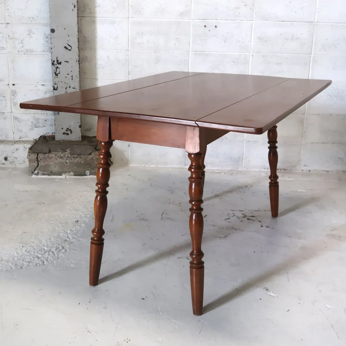 アンティーク バタフライ ダイニングテーブル