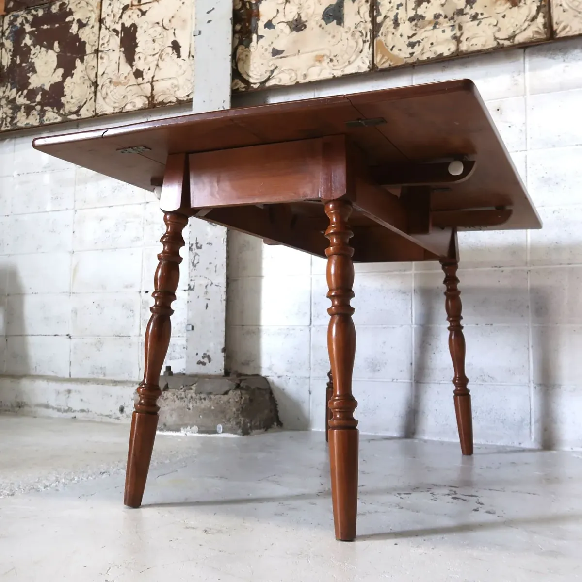 アンティーク バタフライ ダイニングテーブル