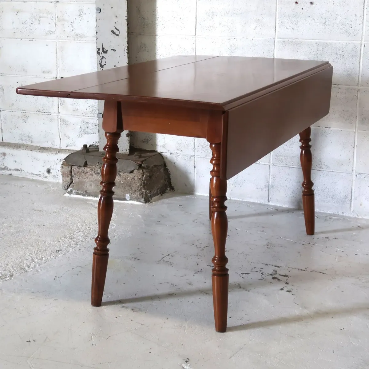 アンティーク バタフライ ダイニングテーブル