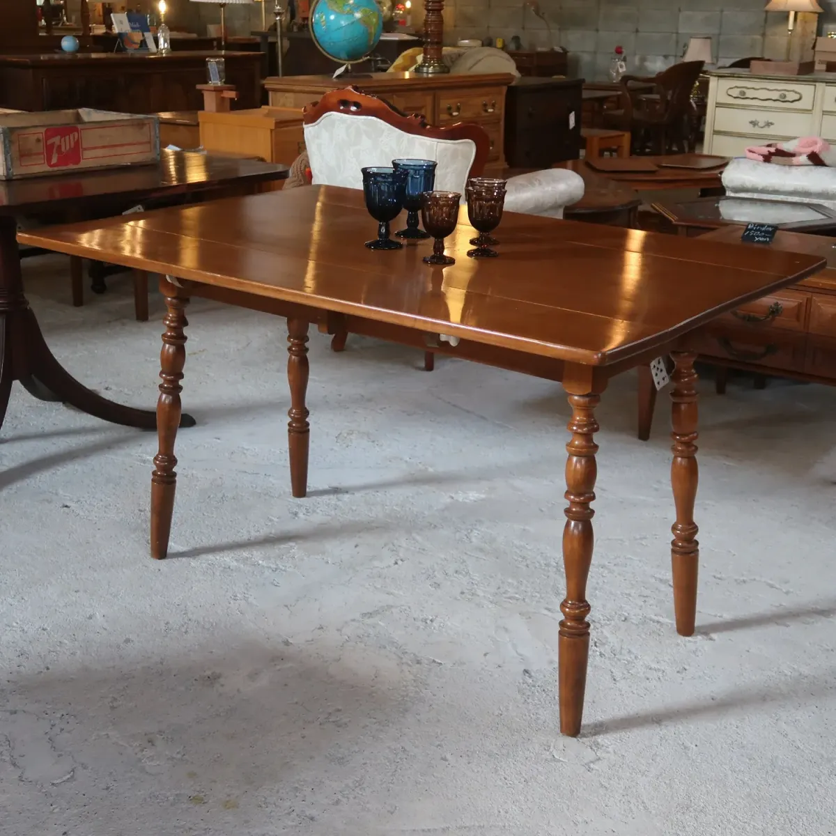 アンティーク バタフライ ダイニングテーブル