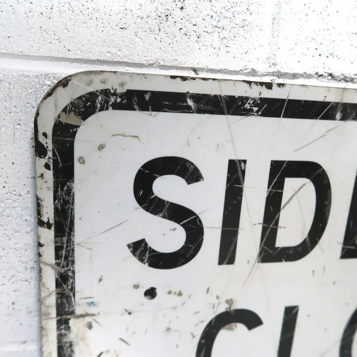 SIDEWALK CLOSED ロードサイン