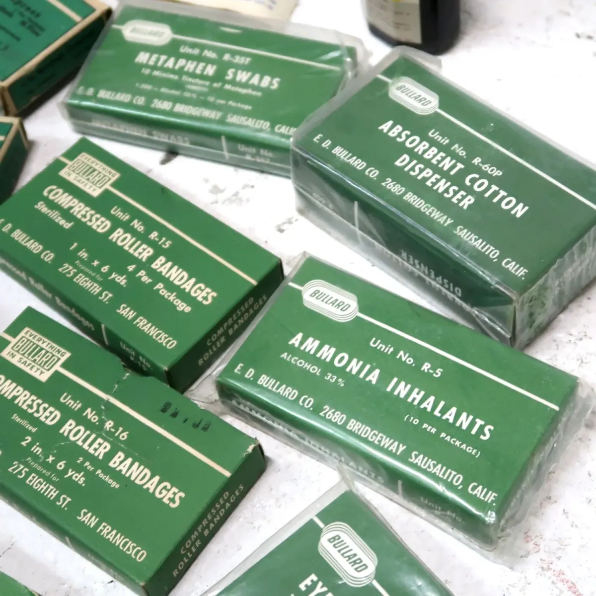 BULLARD ビンテージ FIRST AID メタルボックス ミリタリー